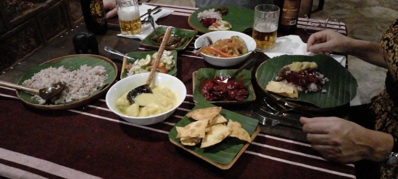 Loveena By H.S. Restaurant & Guest Tangalle Exterior photo