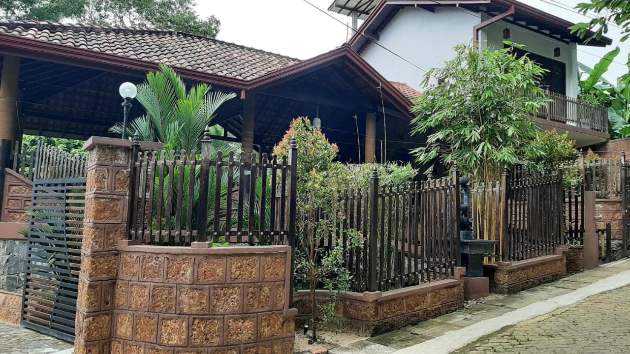 Loveena By H.S. Restaurant & Guest Tangalle Exterior photo